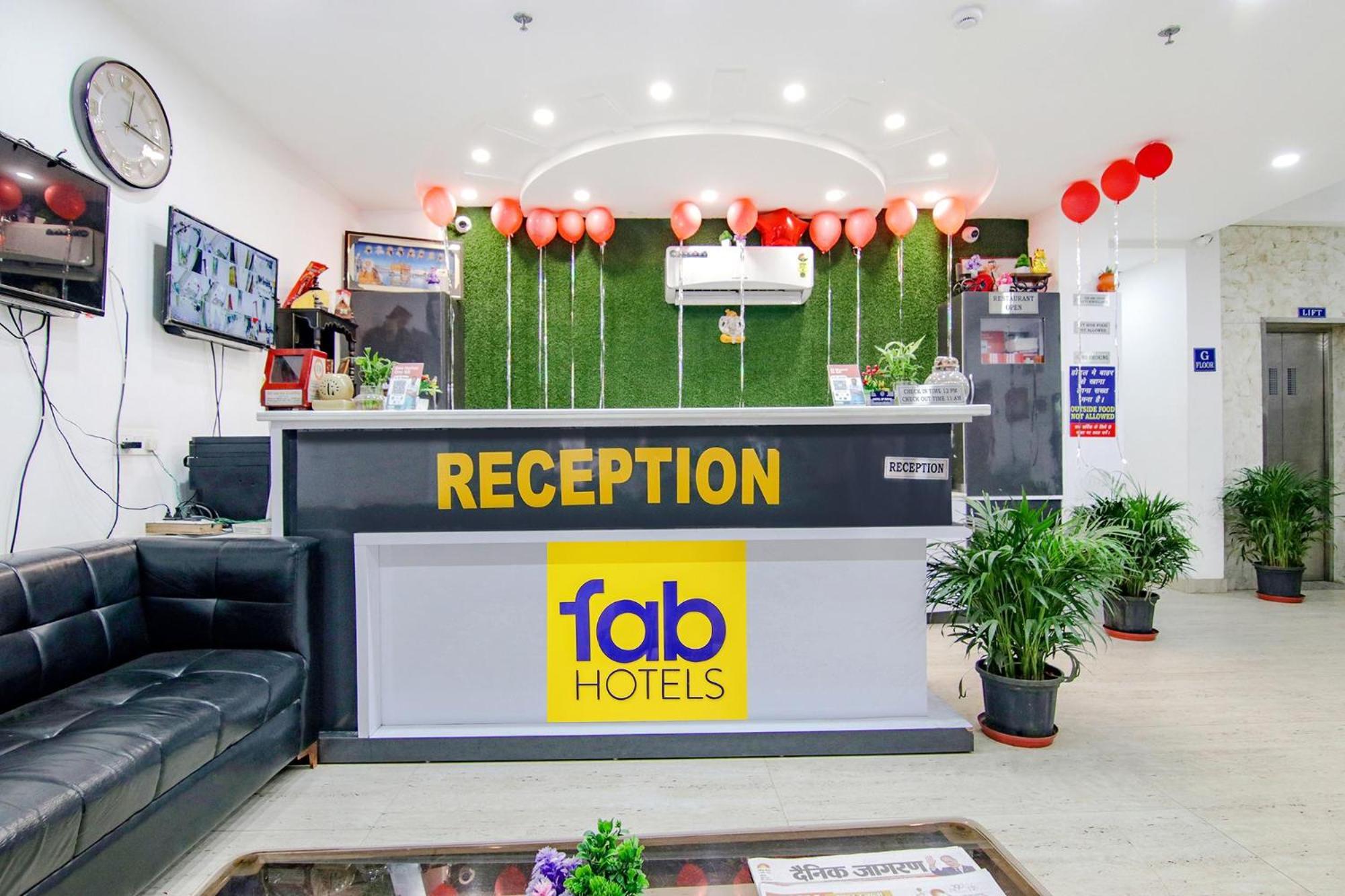 Fabhotel Gp Royal Chandigarh Bagian luar foto